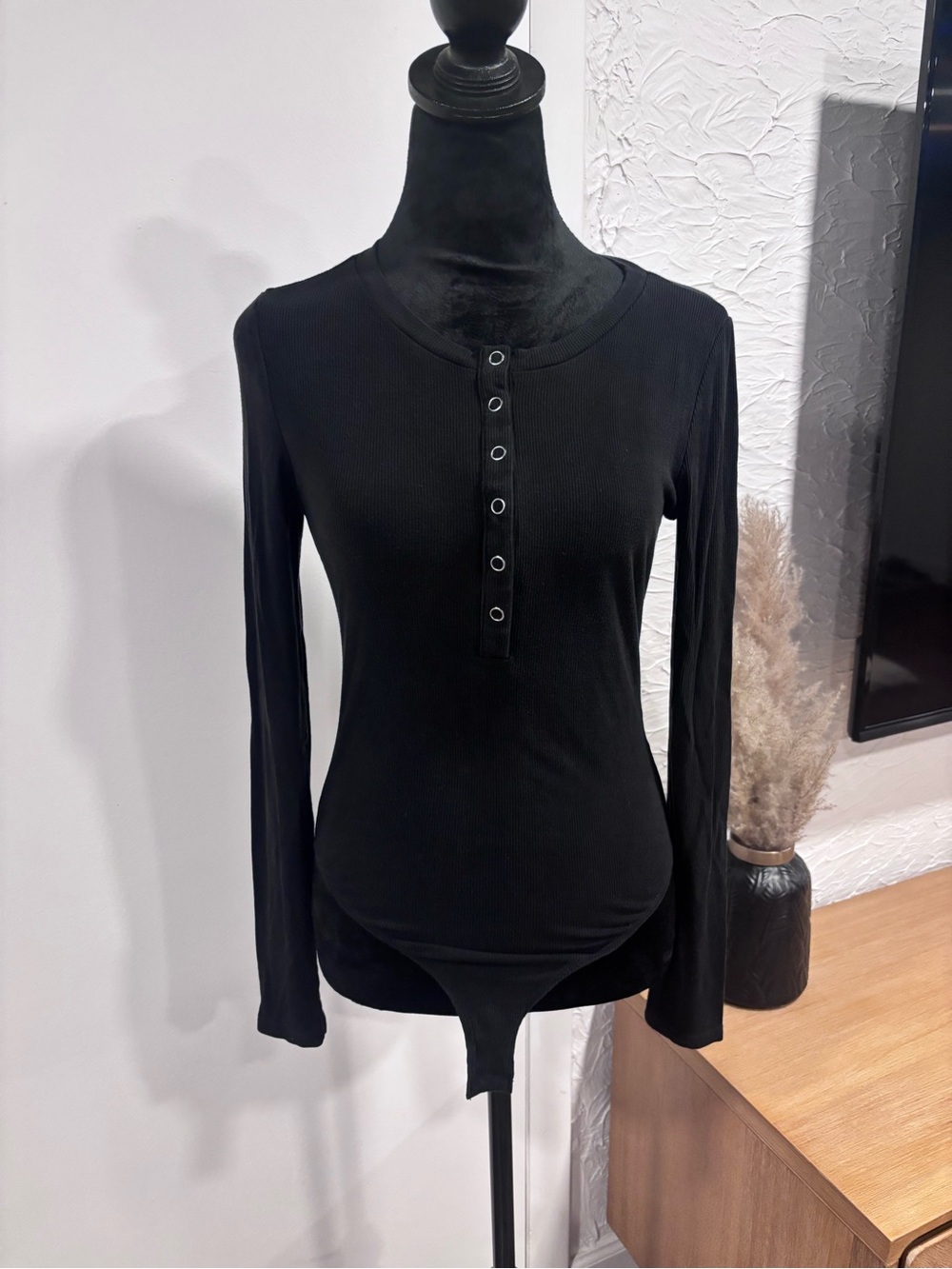 mittoshop Black Long-Sleeve Ribbed Henley Bodysuit